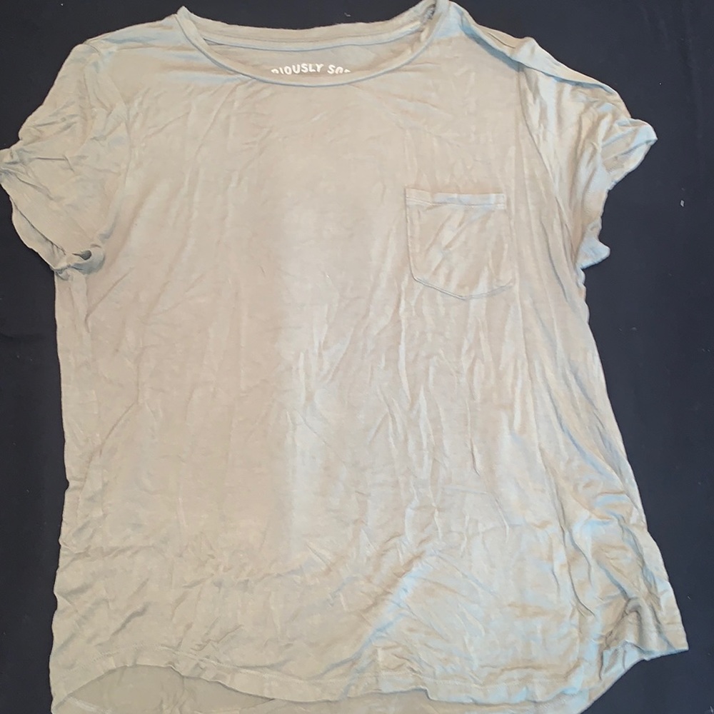 Green tshirt. Worn a couple of times but in good condition